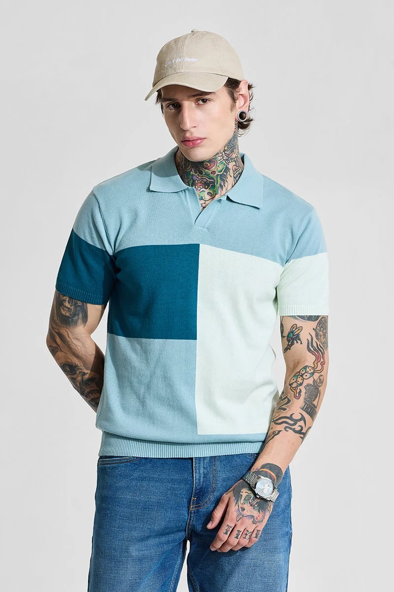 سنيتش تيشيرت بولو أزرق فاتح بتصميم كتل ألوان بقصة ضيقة